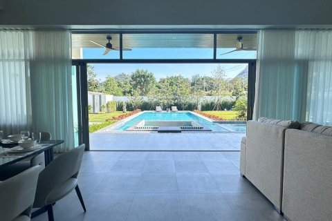 Вилла в Хуа Хине, Таиланд с 5 спальнями  № 158075 - фото 5