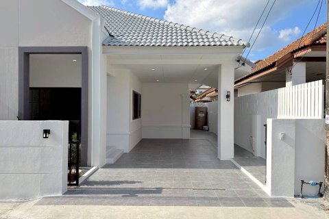 House in Phuket, Thailand 3 bedrooms № 158081 - photo 4