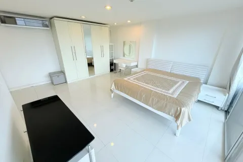 Condo in Hua Hin, Thailand, 3 bedrooms  № 173549 - photo 19