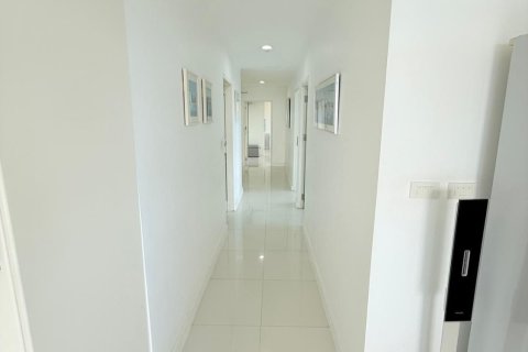 Condo in Hua Hin, Thailand, 3 bedrooms  № 173549 - photo 22