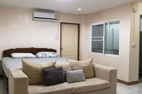 Appartement à Bang Na, Bangkok, Thaïlande 14 chambres № 173547 - photo 9