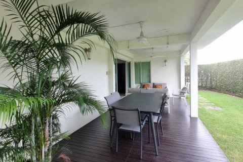 Вилла в Хуа Хине, Таиланд с 2 спальнями  № 142723 - фото 8