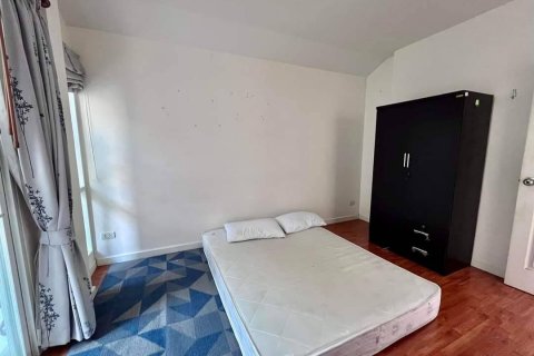 House in Pathum Thani, Thailand 3 bedrooms № 142720 - photo 7