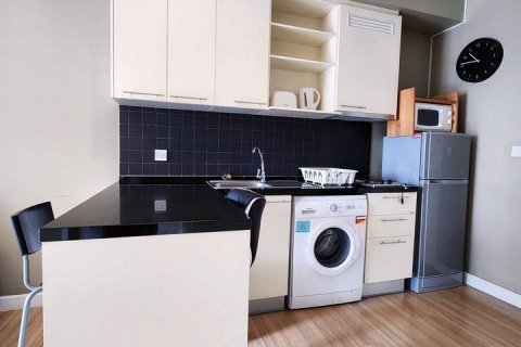 Кондоминиум с 1 спальней в Сатхоне, Бангкок, Таиланд № 143315 - фото 6