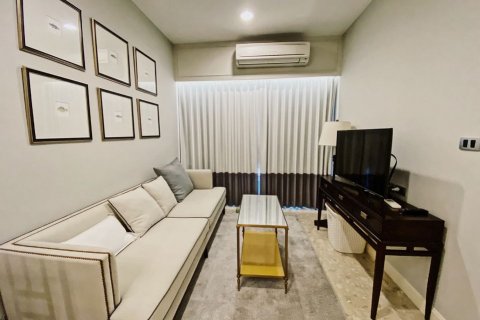 Condo in Bangkok, Thailand, 1 bedroom  № 143314 - photo 3