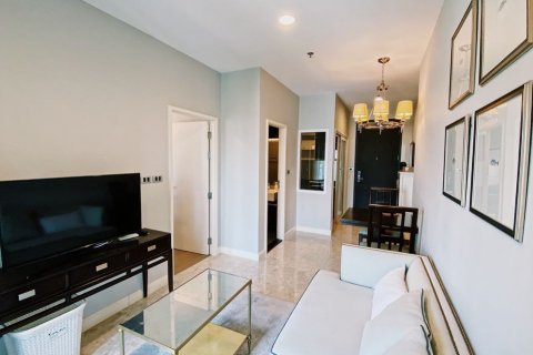 Condo in Bangkok, Thailand, 1 bedroom  № 143314 - photo 2