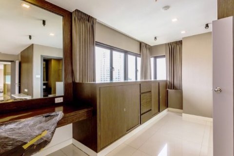Condo à Bangkok, Thaïlande, 2 chambres  № 143317 - photo 2