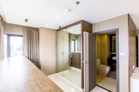 Condo à Bangkok, Thaïlande, 2 chambres  № 143317 - photo 5