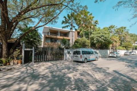 House in Chiang Mai, Thailand 4 bedrooms № 155373 - photo 5