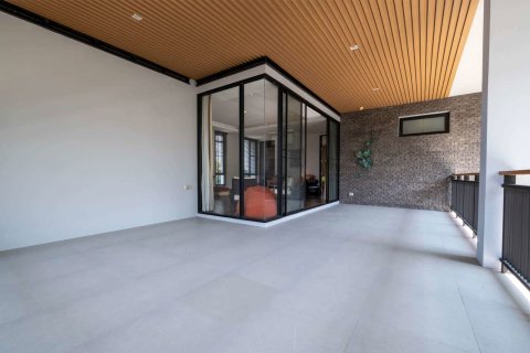 House in Chiang Mai, Thailand 4 bedrooms № 155373 - photo 18