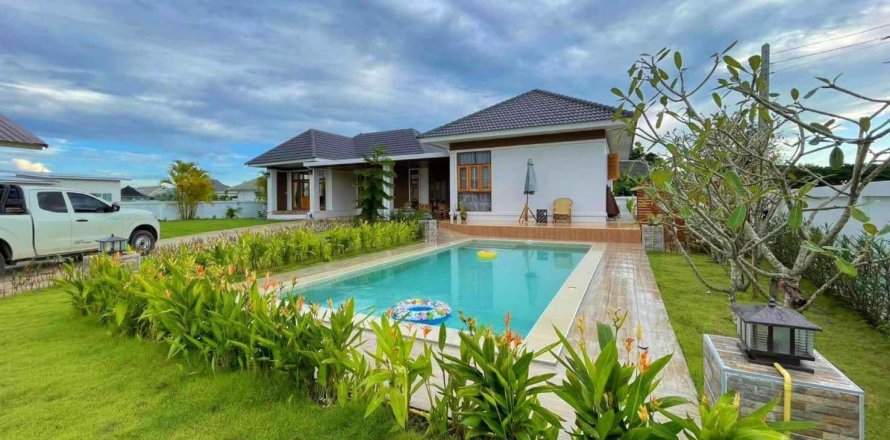 Вилла в Чиангмае, Таиланд с 6 спальнями № 155378