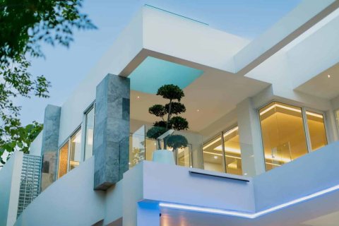 Villa à Chiang Mai, Thaïlande 8 chambres № 155376 - photo 2