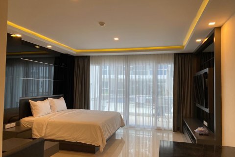 Studio dans le Condo à Pattaya, Thaïlande  № 158960 - photo 3