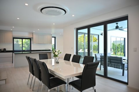 Вилла в Пхукете, Таиланд с 4 спальнями  № 151703 - фото 5