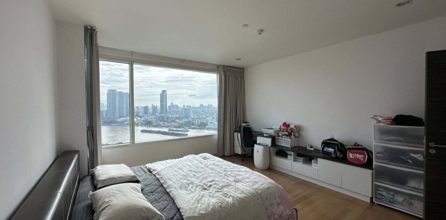 Кондоминиум с 3 спальнями в Кхлонг Сане, Бангкок, Таиланд № 151706