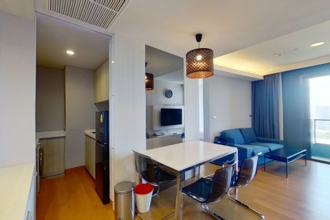 Condo à Khlong Toei, Bangkok, Thaïlande, 2 chambres  № 151705 - photo 1