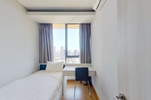 Condo à Khlong Toei, Bangkok, Thaïlande, 2 chambres  № 151705 - photo 6