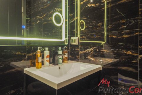 Condo in Pattaya, Thailand, 1 bedroom  № 205133 - photo 9