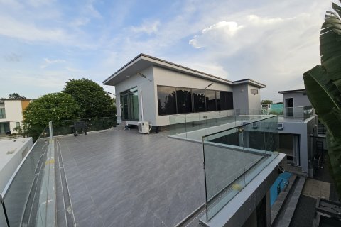Вилла в Паттайе, Таиланд с 3 спальнями  № 147610 - фото 6