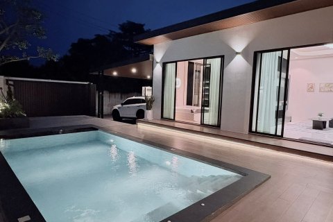Villa in Pattaya, Thailand 3 bedrooms № 147611 - photo 16
