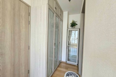 Studio dans le Condo à Watthana, Bangkok, Thaïlande  № 147613 - photo 2