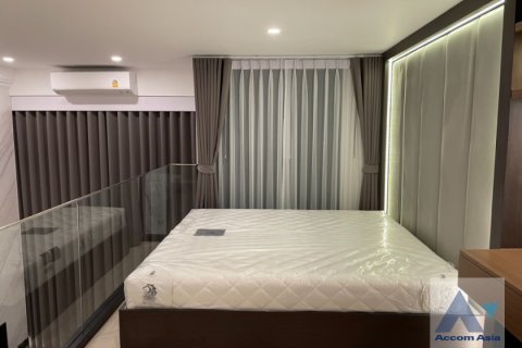Duplex in Sathon, Bangkok, Thailand 1 Schlafzimmer № 219836 - Foto 6