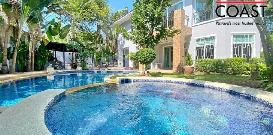 Casa de 8 dormitorios en Pattaya, Tailandia № 213666