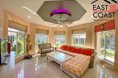 Casa de 8 dormitorios en Pattaya, Tailandia № 213666 - foto 6