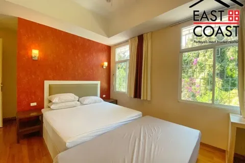 Casa de 8 dormitorios en Pattaya, Tailandia № 213666 - foto 21