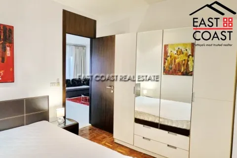 Casa de 6 dormitorios en Pattaya, Tailandia № 213668 - foto 18