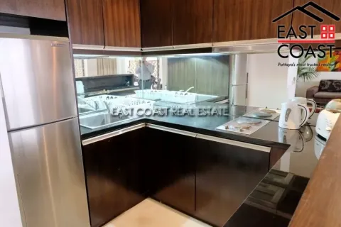 Casa de 6 dormitorios en Pattaya, Tailandia № 213668 - foto 8
