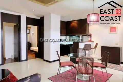 Casa de 6 dormitorios en Pattaya, Tailandia № 213668 - foto 6