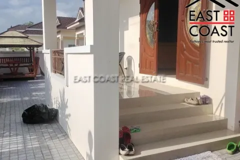 Casa de 2 dormitorios en Pattaya, Tailandia № 213665 - foto 4
