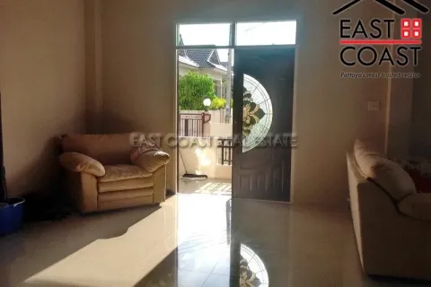 Casa de 2 dormitorios en Pattaya, Tailandia № 213665 - foto 3