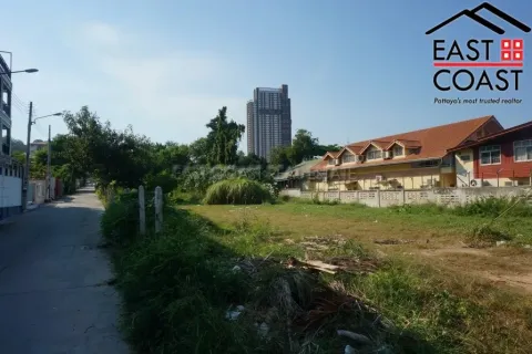 Terreno en Pattaya, Tailandia № 213664 - foto 3