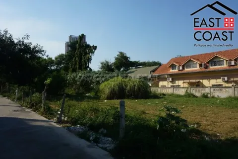 Terreno en Pattaya, Tailandia № 213664 - foto 6