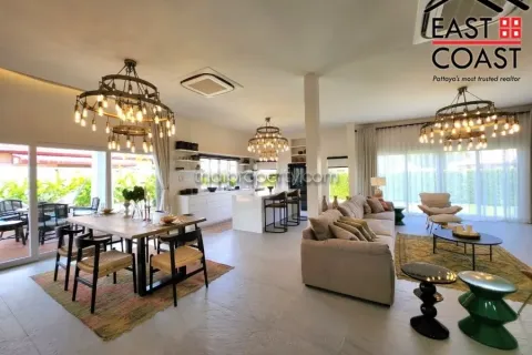 Casa de 4 dormitorios en Pattaya, Tailandia № 213667 - foto 18