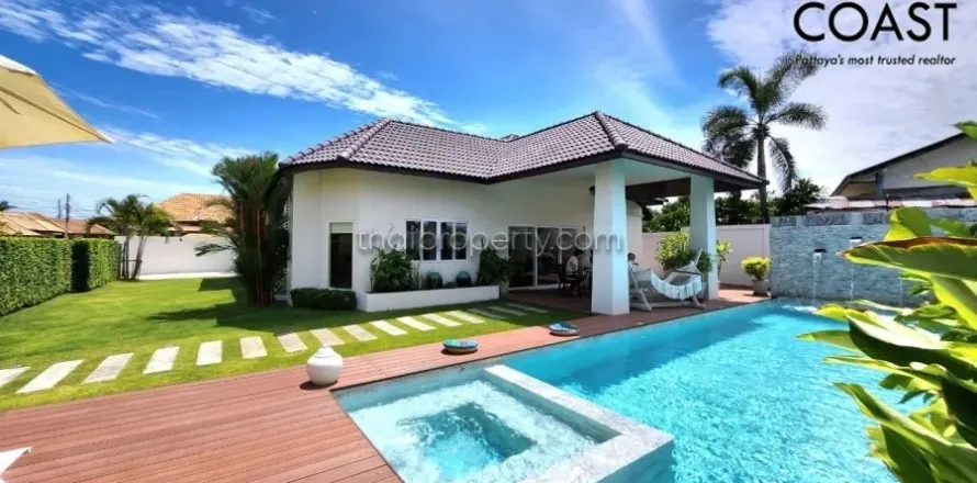 Casa de 4 dormitorios en Pattaya, Tailandia № 213667