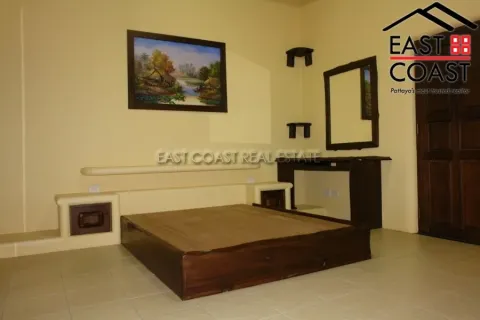 Casa de 3 dormitorios en Pattaya, Tailandia № 213663 - foto 13