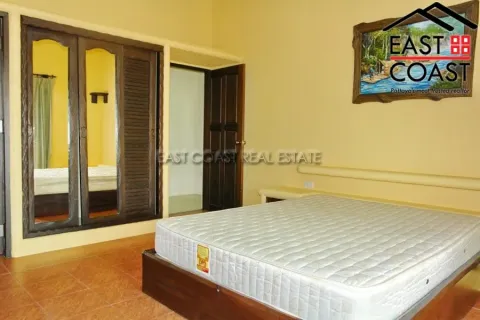 Casa de 3 dormitorios en Pattaya, Tailandia № 213663 - foto 12