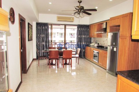 Condo in Pattaya, Thailand, 2 bedrooms № 197343 - photo 11