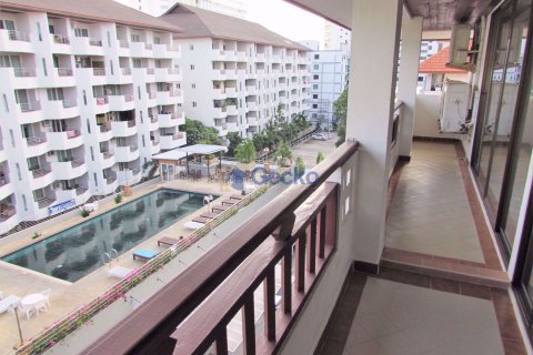 Condo in Pattaya, Thailand, 2 bedrooms № 197343 - photo 21