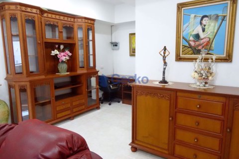 Condo in Pattaya, Thailand, 2 bedrooms № 197343 - photo 7