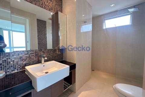 Condo in Pattaya, Thailand, 1 bedroom № 197348 - photo 20