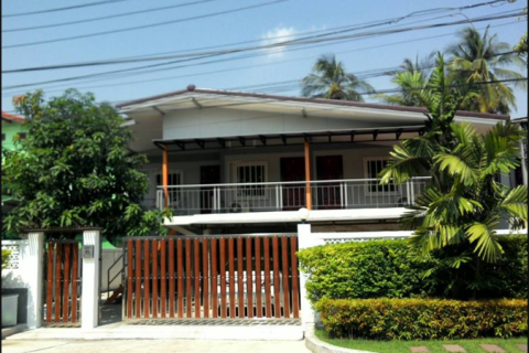 Maison à Bangkok, Thaïlande 6 chambres № 189451