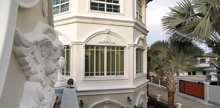 บ้านในกรุงเทพฯ, ประเทศไทย 4 ห้องนอน № 189452