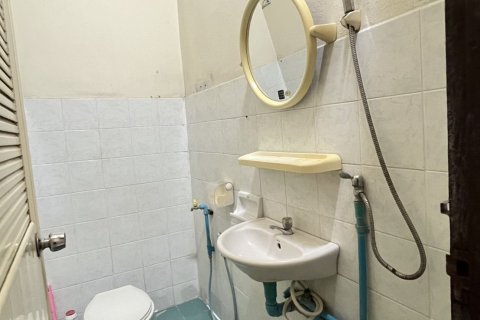 Таунхаус в Пхра Прадаенге, Таиланд с 2 спальнями № 157198 - фото 6