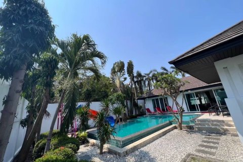 Вилла в Паттайе, Таиланд с 4 спальнями  № 157201 - фото 9