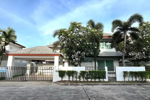 Casa de 3 dormitorios en Pattaya, Tailandia № 211032 - foto 14