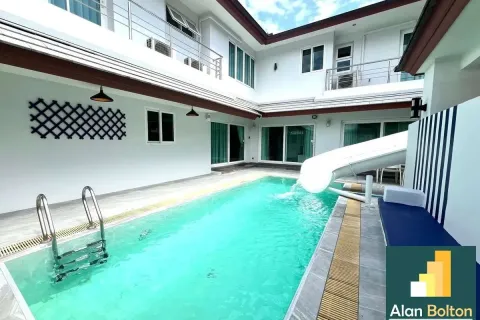 Casa de 3 dormitorios en Pattaya, Tailandia № 211032 - foto 7